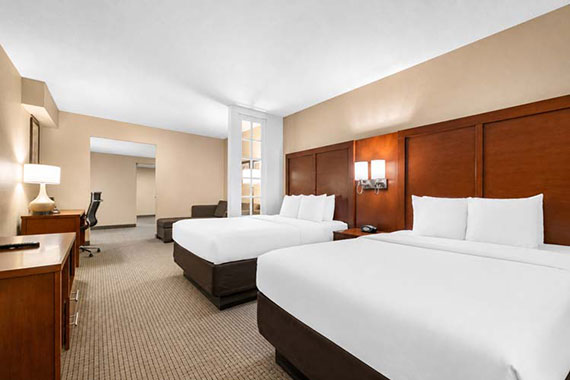 queen suite